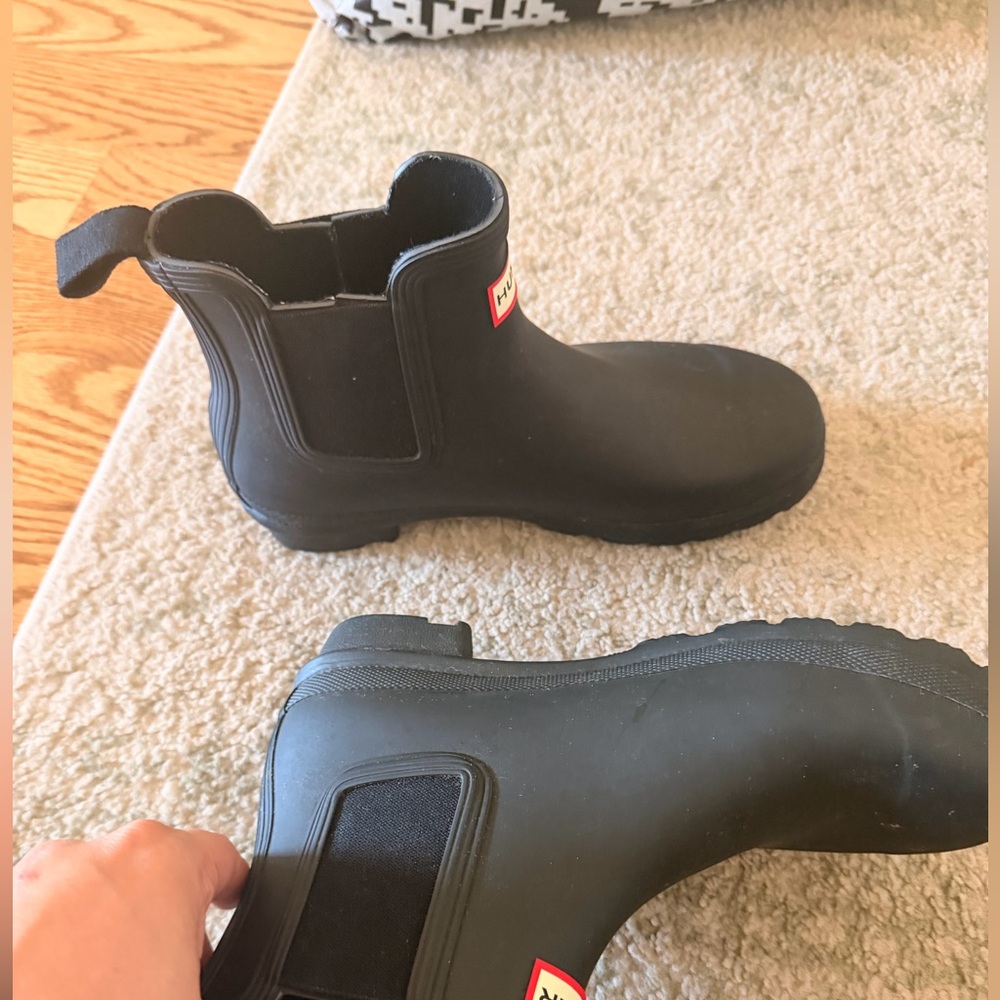 Hunter Womens Original Chelsea Black Rain Boot - 8 - Picture 5 of 6